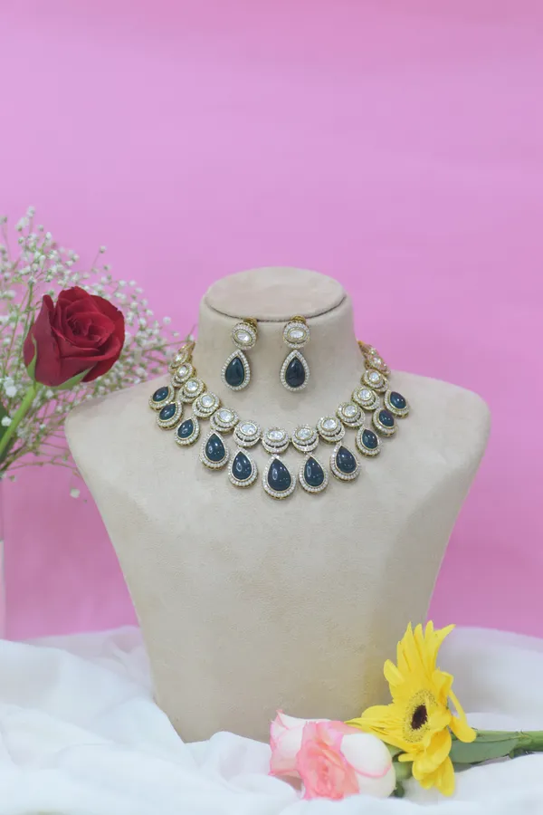 Blue_Brass_Necklace_Set_For_Women